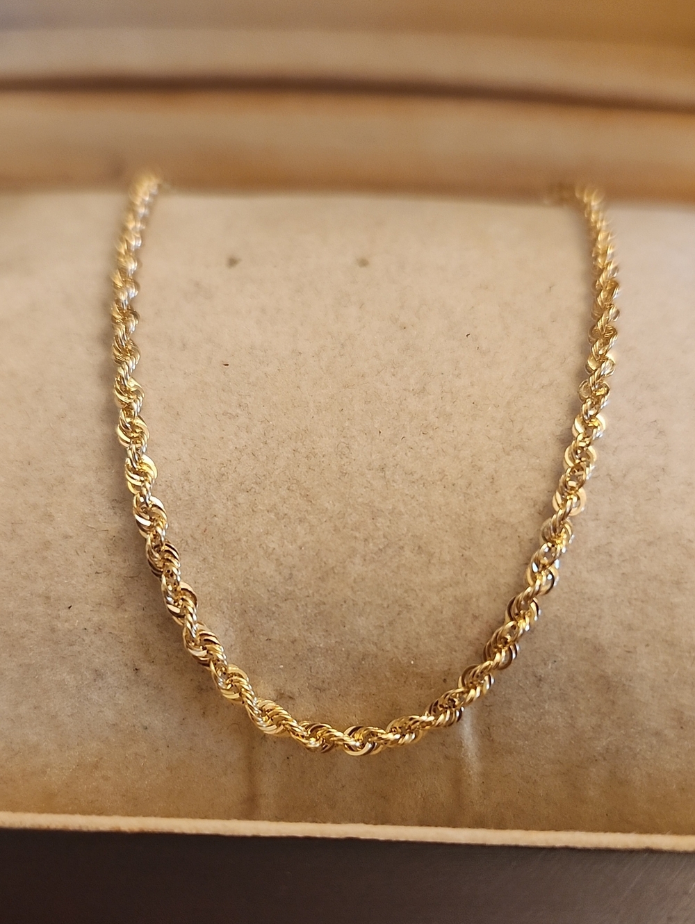 14kt Gold Ripe Bracelet 7.5 Length - Picture 2 of 7